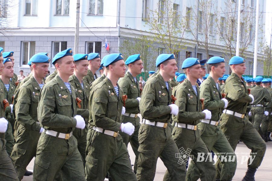 9 мая. Парад ( II часть), шествие, салют