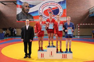 Церемония награждения открытого первенства города по самбо на призы мастера спорта СССР Марковского Геннадия Петровича (ФОТО)