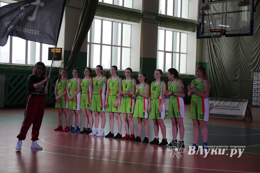 Великолучане стали вторыми в региональном финале Чемпионата ШБЛ «КЭС-БАСКЕТ» (ФОТО)