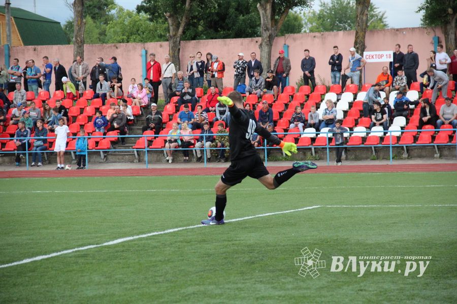 «Луки-Энергия» дебютировал во Втором дивизионе Чемпионата России по футболу (ФОТО)