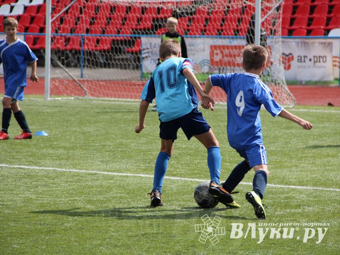 «Кожаный мяч» в Великих Луках