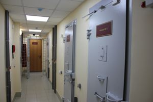 В Псковской области состоялось открытие отремонтированного изолятора временного содержания (фото)