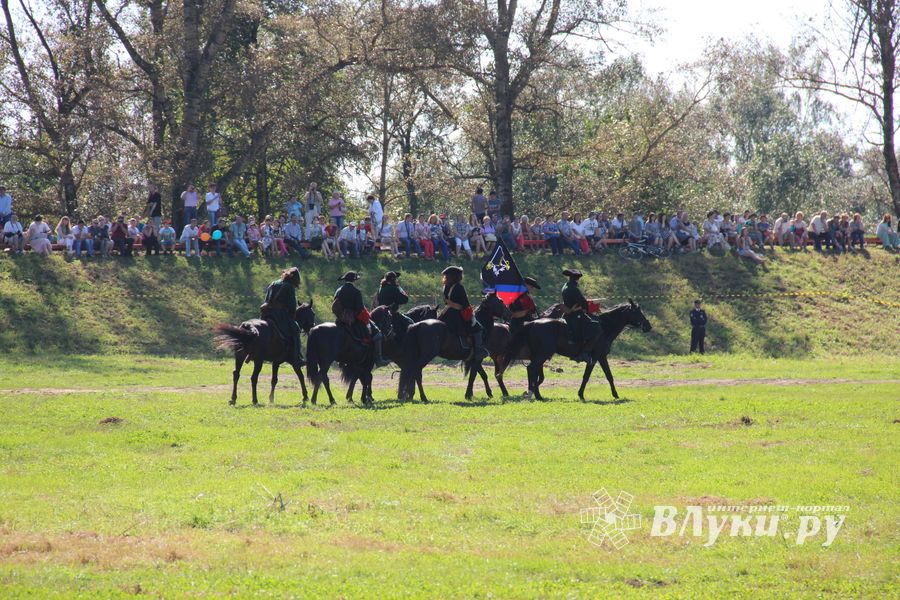 Великолукская Крепость соединила прошлое и настоящее (ФОТО)