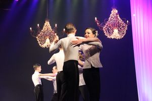 14 мая состоялся концерт хореографического коллектива «Созвездие» - «Бал» (ФОТО)