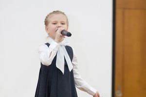 Более 100 педагогов и учащихся Псковской области получили областные и федеральные премии (фото)