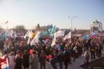 Пять тысяч жителей Пскова приняли участие в митинге по случаю воссоединения России и Крыма (фото)
