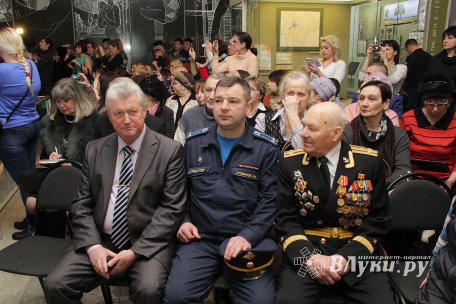 Великолукские кадеты принесли присягу (ФОТО)