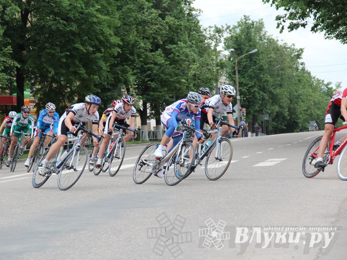 Гонка-критериум по велосипедному спорту