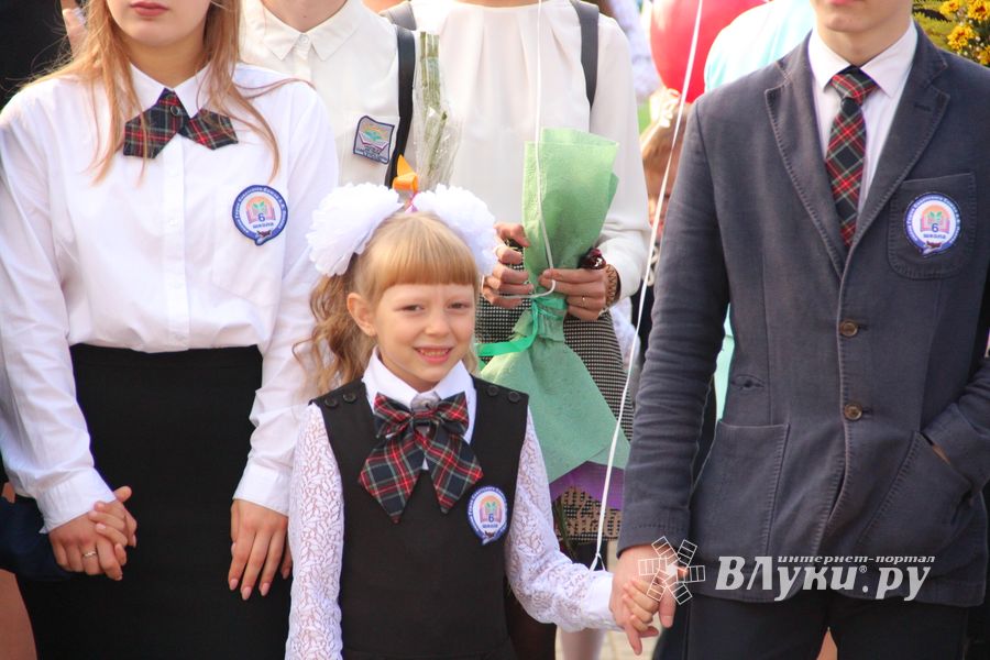 В Великих Луках открыли новый корпус школы №6 (ФОТО)