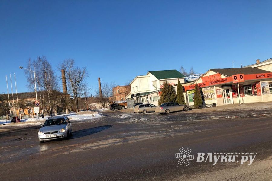 Новая речка появилась в Великих Лука (ФОТО; ВИДЕО)