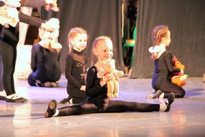 В ГДК им. Ленина состоялся концерт самых юных артистов (ФОТО)