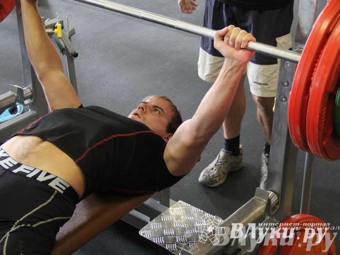 Первенство города по классическому жиму штанги и армлифтинг