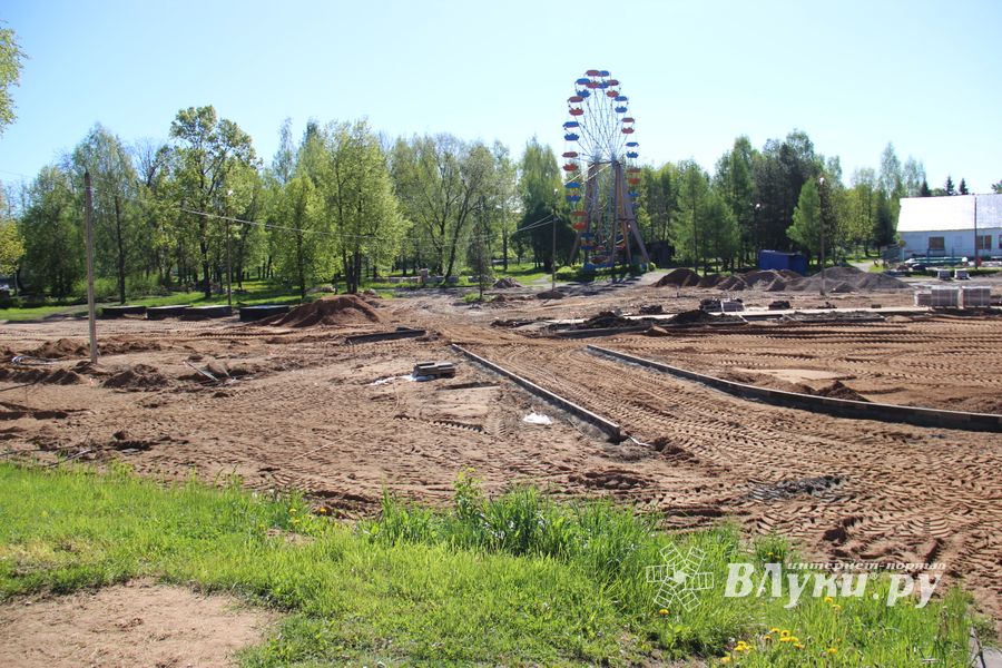 В парке культуры появляются новые аттракционы (ФОТО)
