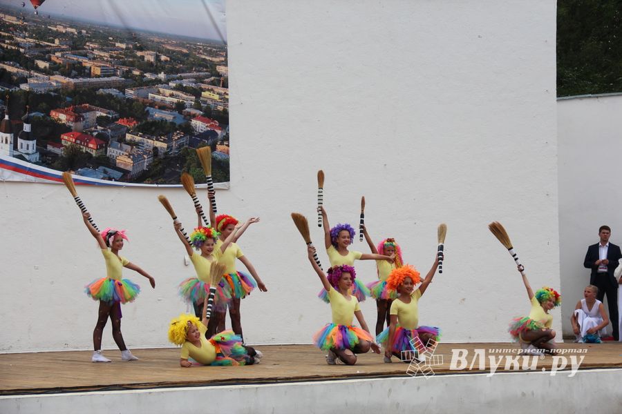 Лучшие мажоретки и барабанщицы награждены (ФОТО)