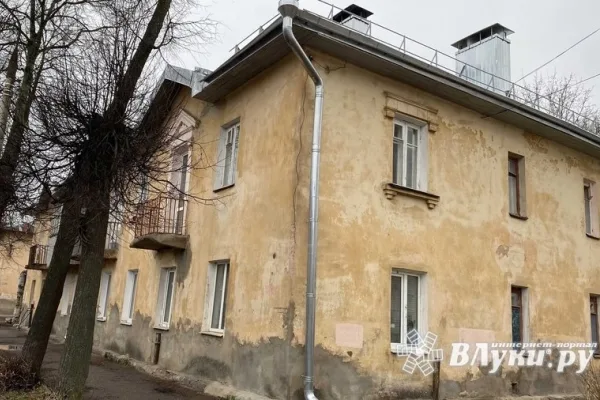 Псковские власти завершают формирование новой программы по переселению граждан из аварийного жилья