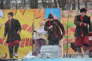 В Великих Луках встретили Масленицу