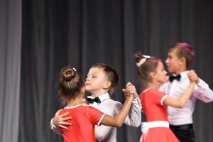 В Великих Луках состоялся праздничный вечер «От сердца к сердцу» (ФОТО)