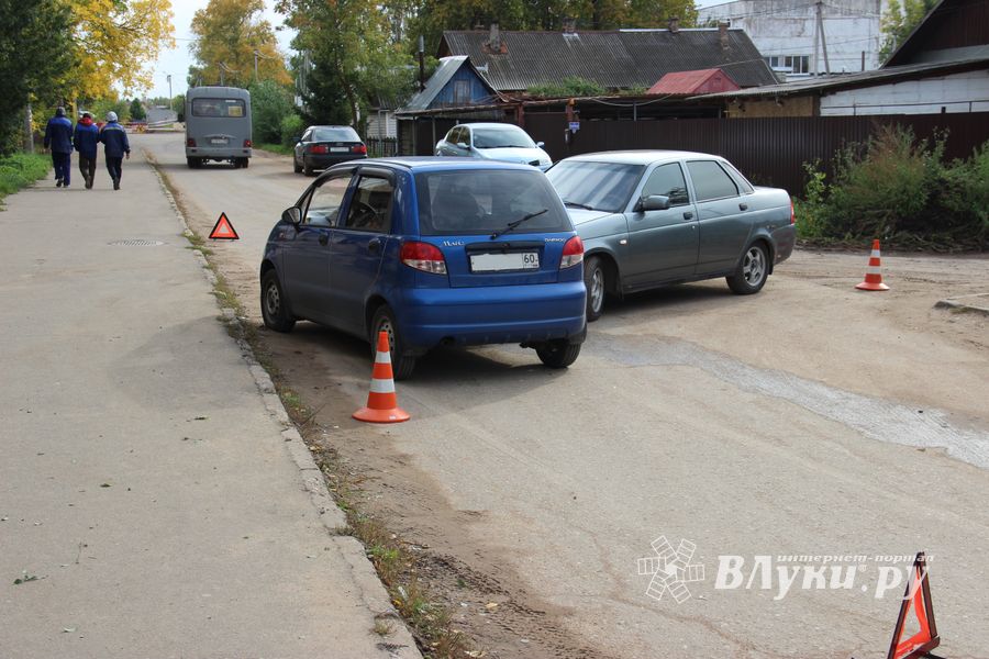 ДТП произошло в Великих Луках (ФОТО)