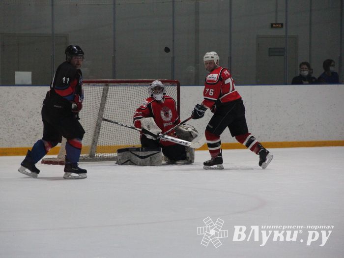 ХК «Экспресс» одержал победу над ХК «Евро-Керамика» в рамках НХЛ (ФОТО)