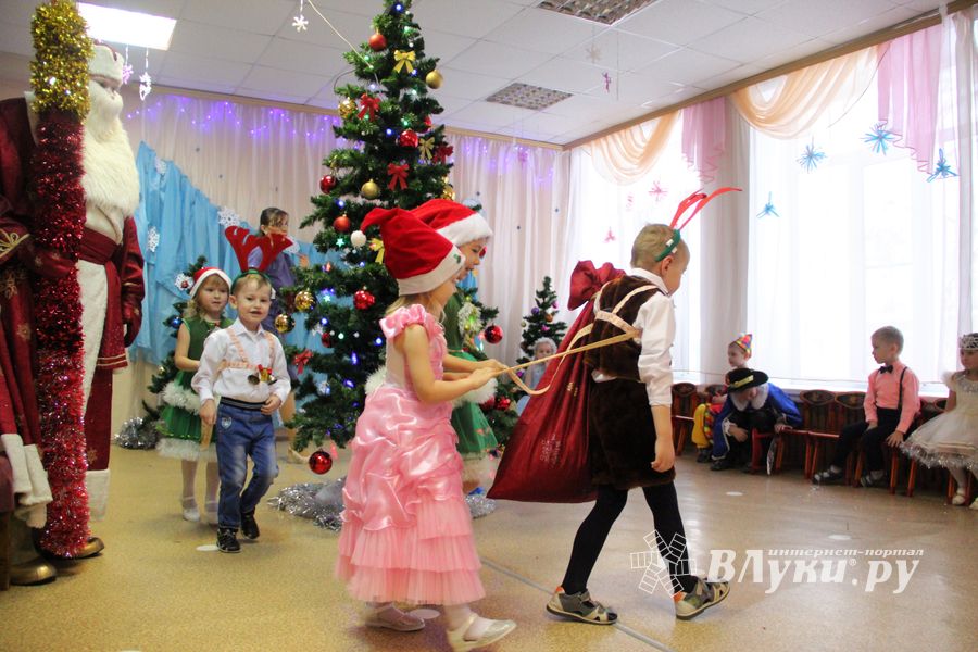 Волшебный новогодний утренник прошёл в детском саду №16 (ФОТО)