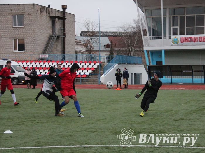 В Великих Луках подведены итоги Лиги Дворового Футбола Псковской области (ФОТО)