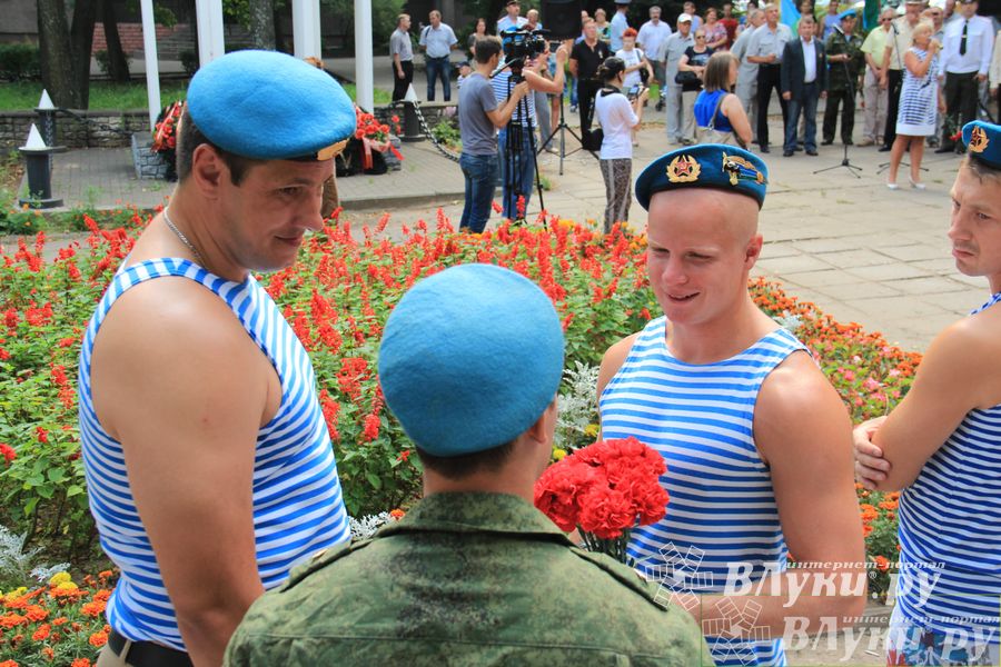 День ВДВ в Великих Луках
