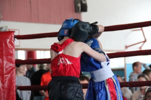 В Великих Луках прошло Первенство города по боксу (ФОТО)