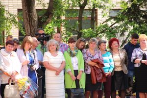 В Великих Луках прозвенели «последние» звонки (ФОТО)