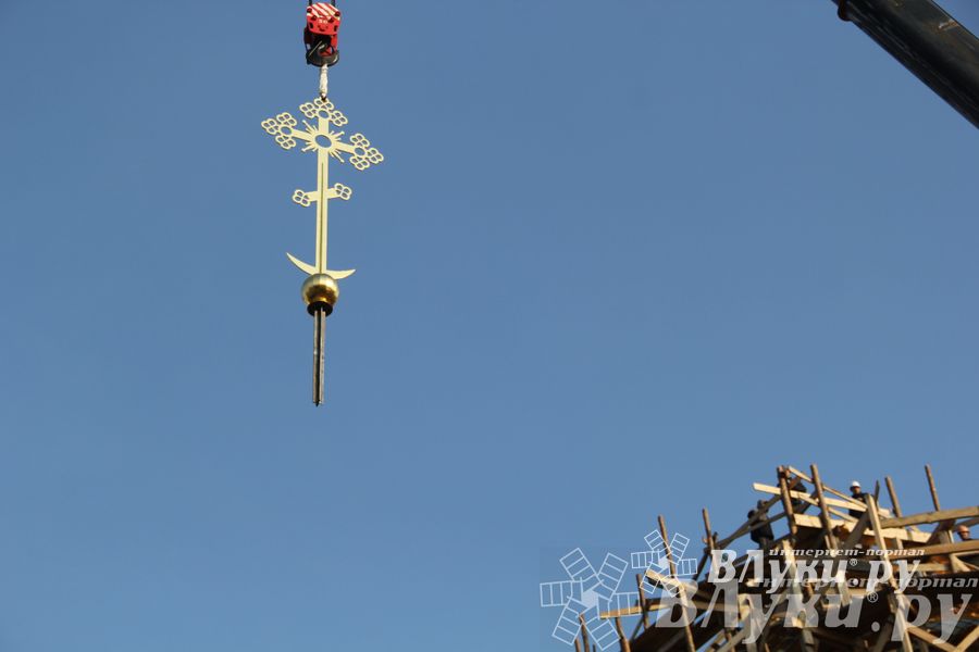 У храма святителя Тихона теперь есть освященные кресты