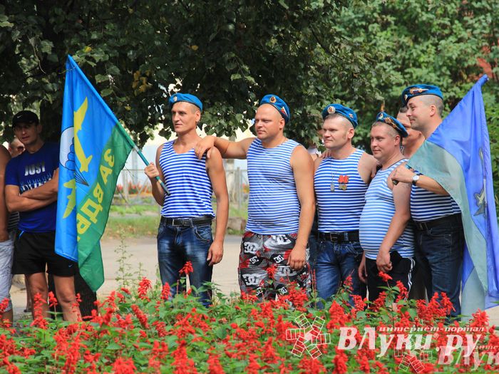 День ВДВ в Великих Луках