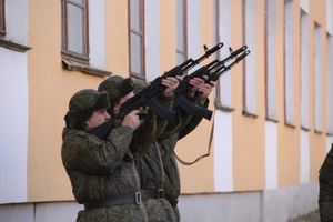 В школе №9 состоялось открытие мемориальной доски (фоторепортаж)