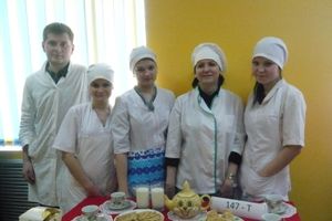 В Великолукском механико-технологическом колледже отметили праздник Масленицы (фото)