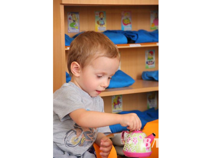 Первый канал в Великих Луках: помочь маленькому Мише Косенкову (фото)