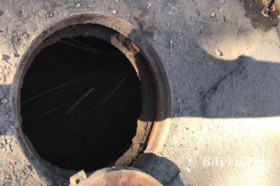 На пр-те Ленина произошёл прорыв трубы водоснабжения (ФОТО)