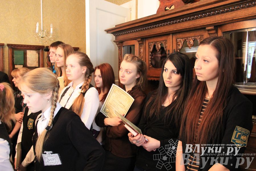 В Великих Луках почтили память академика Виноградова