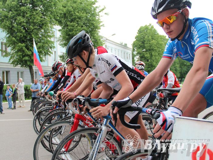 Гонка-критериум по велосипедному спорту