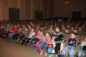 Состоялась премьера спектакля «Однажды в сказке...» (фото)