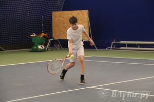 В СК «Ника» проходит открытый городской турнир по большому теннису (фото)