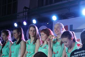 В Великих Луках прошли финальные игры Чемпионата ШБЛ «КЭС-БАСКЕТ» (фото)