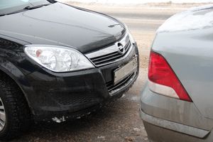 Два Опеля столкнулись на Дьяконова в Великих Луках (ФОТО)