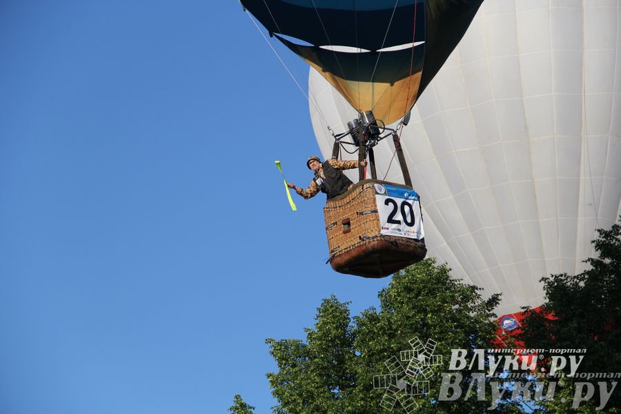 Первый спортивный полет состоялся