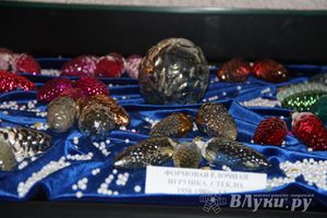 В Великих Луках открылась выставка «Новый год из детства» (фото)