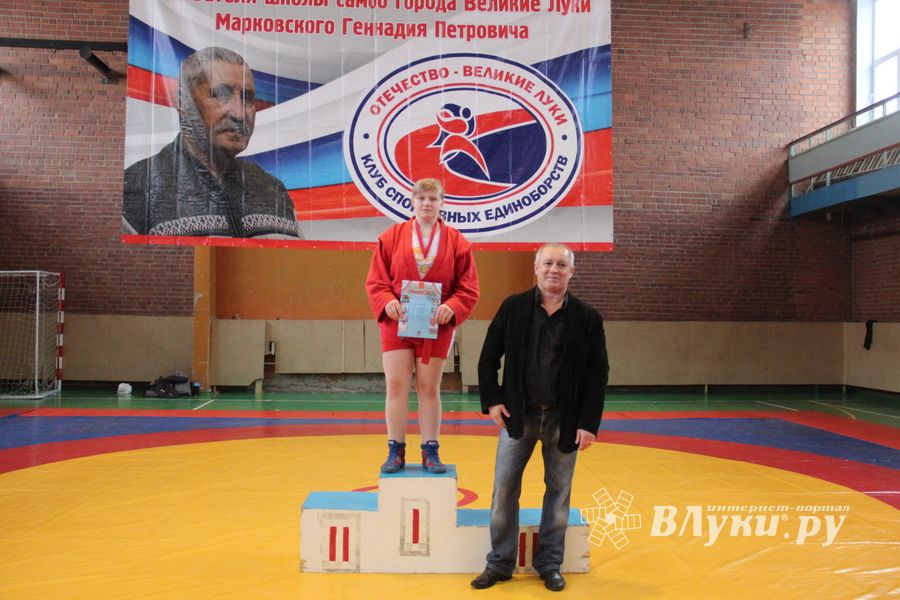 В Великих Луках прошли соревнования по самбо (ФОТО)