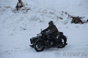 Реконструкция битвы за освобождение Великих Лук