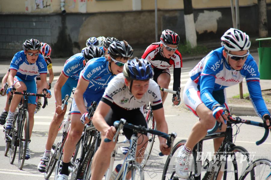 Гонка-критериум по велосипедному спорту