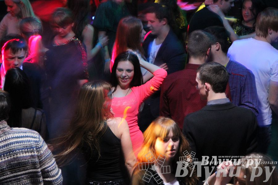 Радиостанция «Европа Плюс Великие Луки» отметила свой 12-й День рождения.