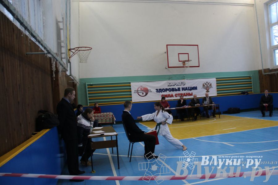 В Великих Луках прошел Открытый чемпионат Псковской области по каратэ