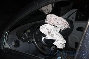 В Великих Луках от ул. Вокзальной до ул. 3-еЙ Ударной Армии в связи с ДТП затруднено движение (ФОТО)