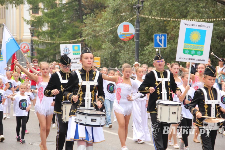 Лучшие мажоретки и барабанщицы награждены (ФОТО)