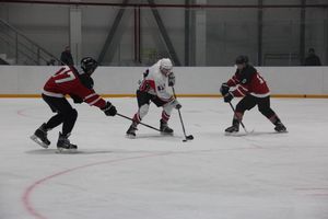 Уверенная победа «Экспресса» на ледовой арене (ФОТО)